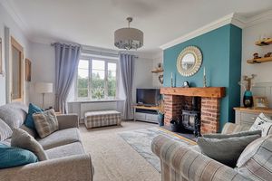 Lounge- click for photo gallery